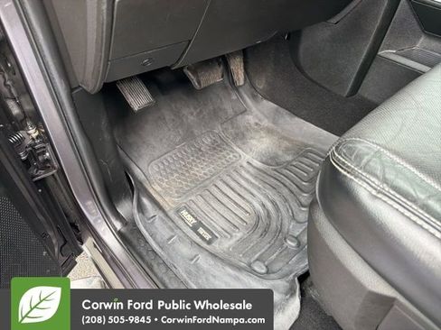 Used 2019 RAM 1500 Laramie AWD/4WD image 27