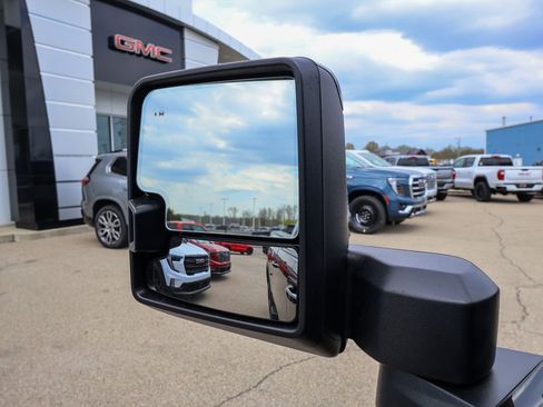 New 2026 GMC Sierra 2500 AT4 image 29