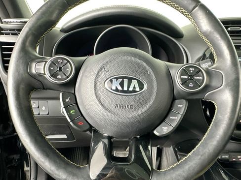 Used 2015 Kia Soul + w/ Primo Package FWD image 34