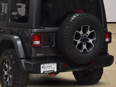 Used 2021 Jeep Wrangler Unlimited Rubicon w/ Uconnect 4C Nav & Sound Group AWD/4WD image 32
