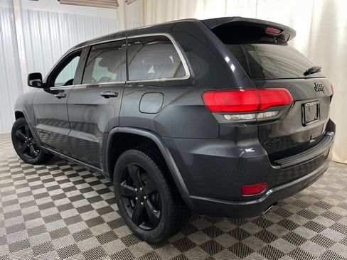 Used 2014 Jeep Grand Cherokee Altitude AWD/4WD image 15