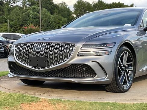 Used 2025 Genesis G80 2.5T Advanced AWD/4WD image 10
