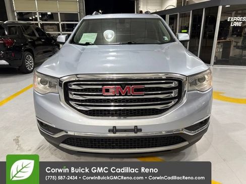 Used 2017 GMC Acadia SLT FWD image 9