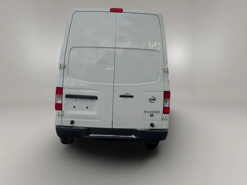 Used 2020 Nissan NV 2500 SV image 4