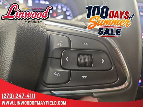 Used 2022 Buick Envision Essence w/ Technology Package I FWD image 22