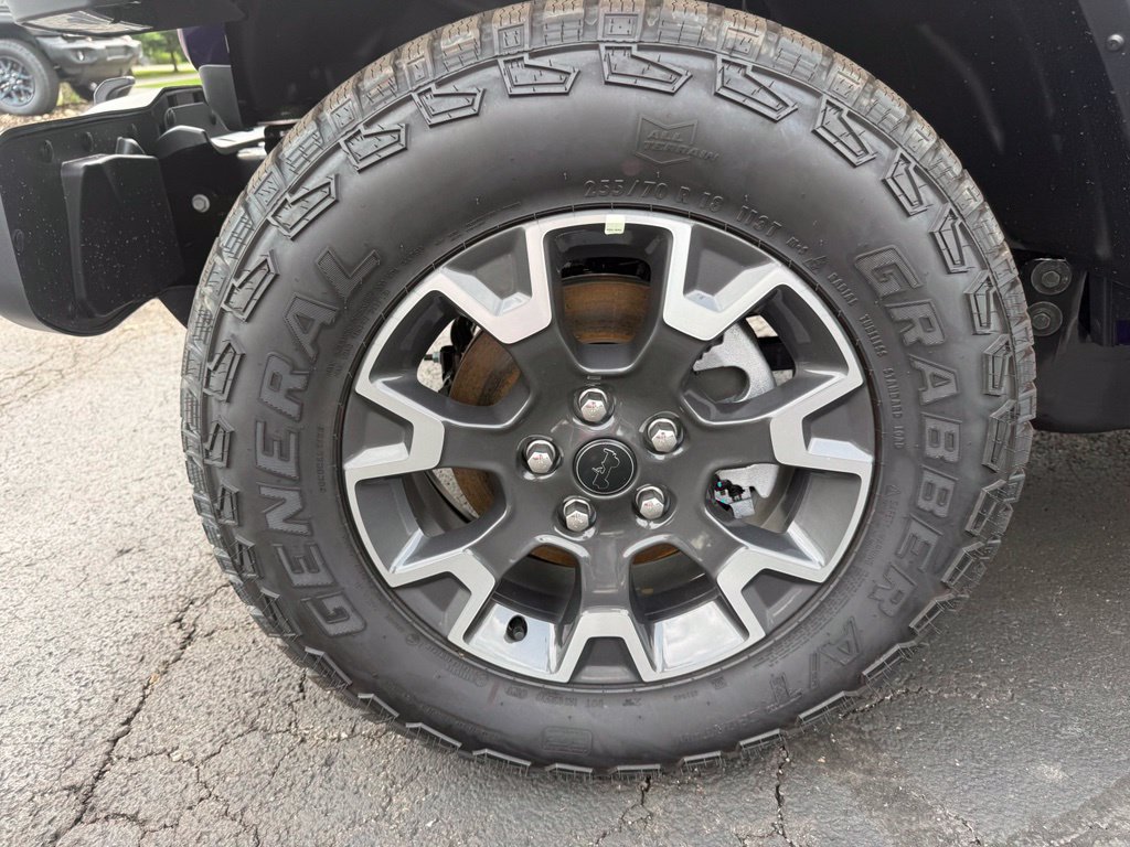 New 2026 Jeep Wrangler Unlimited Sahara w/ Whitecap Package AWD/4WD image 9