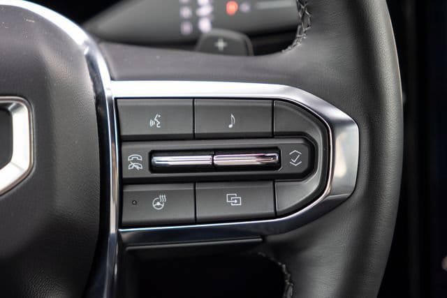 Certified 2025 GMC Terrain Elevation AWD/4WD image 19
