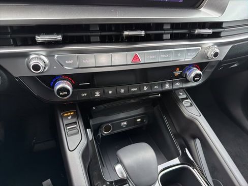 New 2025 Kia Telluride S image 16