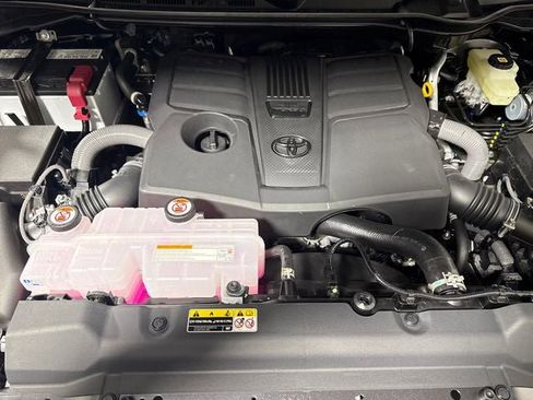 New 2026 Toyota Tundra SR5 AWD/4WD image 36