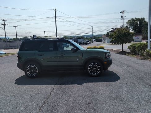Used 2024 Ford Bronco Sport Outer Banks w/ Tech Package AWD/4WD image 4