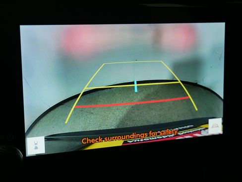 Used 2023 Toyota RAV4 XLE AWD/4WD image 33