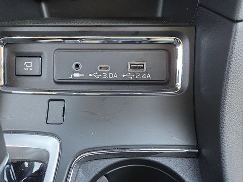 Used 2026 Subaru Ascent Limited image 21