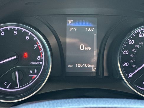 Used 2019 Toyota Camry LE FWD image 23