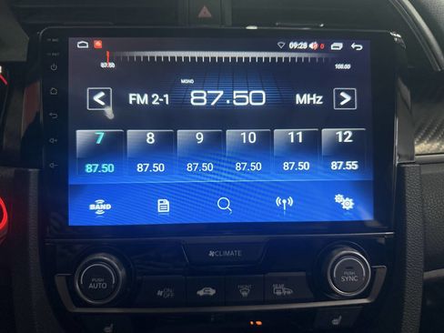 Used 2018 Honda Civic Si image 26