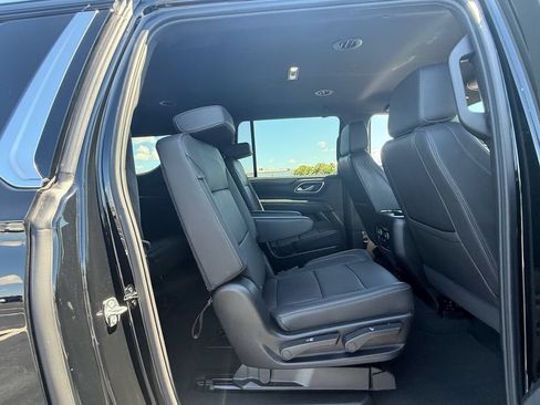Certified 2024 Chevrolet Suburban LT AWD/4WD image 19