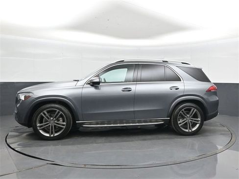 Used 2020 Mercedes-Benz GLE 350 w/ Premium Package image 7