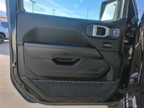 Used 2021 Jeep Gladiator Mojave image 14