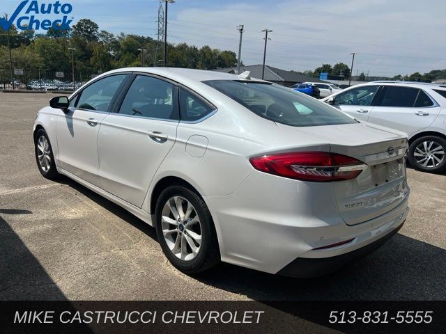Used 2019 Ford Fusion SE FWD image 4