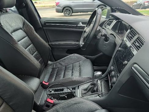 Used 2019 Volkswagen Golf R 4-Door AWD/4WD image 4