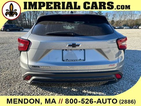 New 2026 Chevrolet Trax RS w/ Sunroof Package image 11