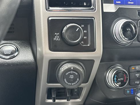 Used 2020 Ford F150 Lariat w/ Equipment Group 502A Luxury AWD/4WD image 27