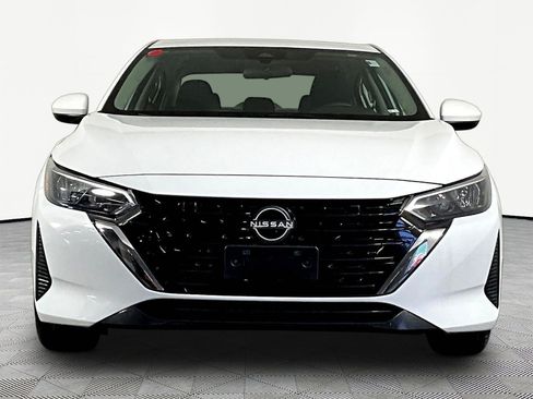 Used 2024 Nissan Sentra S FWD image 2