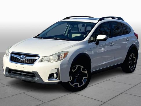 Used 2017 Subaru Crosstrek 2.0i Limited image 1