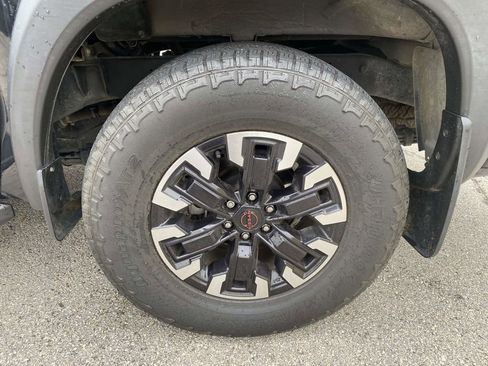 Used 2023 Nissan Frontier Pro-X w/ Technology Package image 7