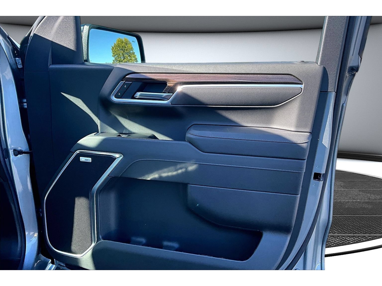New 2026 Chevrolet Silverado 1500 RST w/ Redline Edition AWD/4WD image 50