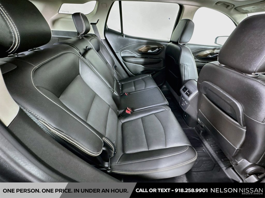 Used 2020 GMC Terrain Denali w/ Denali Premium Package AWD/4WD image 29