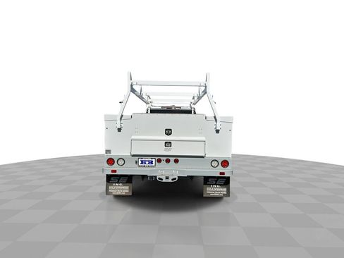 New 2025 GMC Sierra 3500 Pro w/ Convenience Package image 7