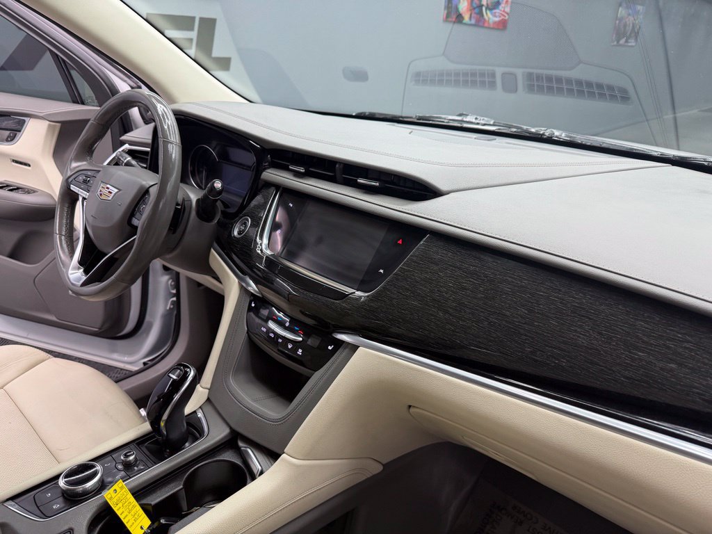 Used 2020 Cadillac XT6 Premium Luxury FWD image 49