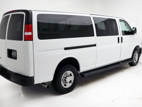 Used 2023 Chevrolet Express 3500 LS image 8