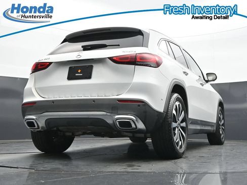 Used 2021 Mercedes-Benz GLA 250 4MATIC image 31