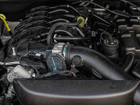 Used 2023 Dodge Durango GT image 30