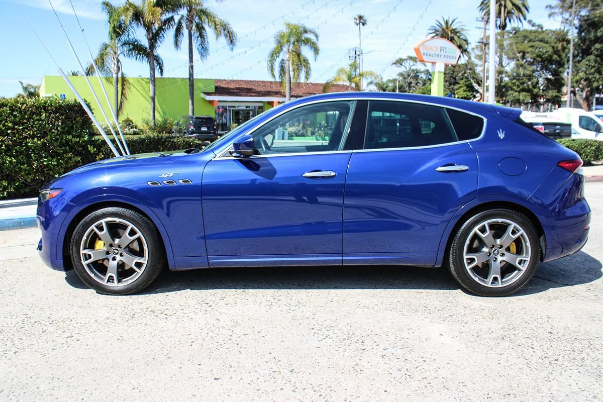 Used 2023 Maserati Levante GT AWD/4WD image 2