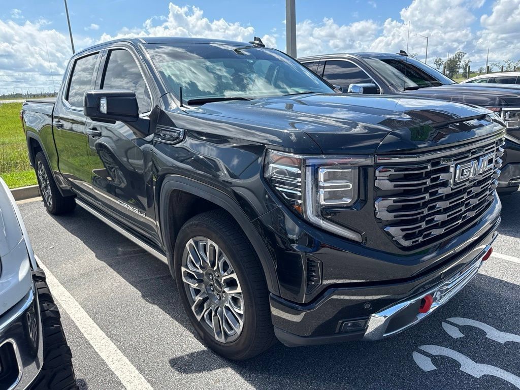 Used 2025 GMC Sierra 1500 Denali Ultimate AWD/4WD image 1