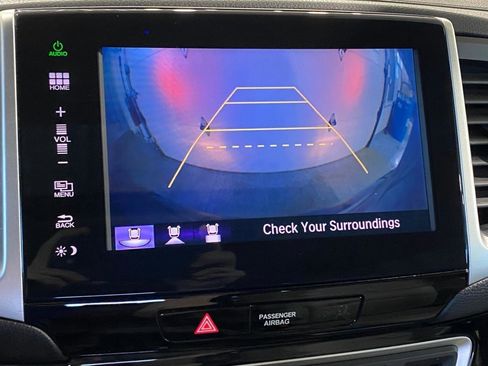Used 2016 Honda Pilot Touring image 31