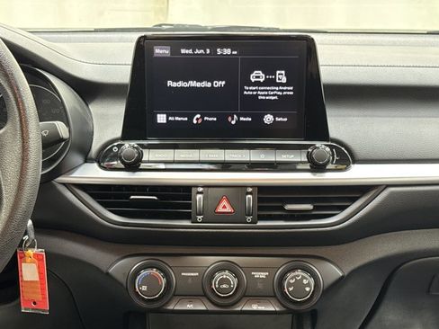 Used 2023 Kia Forte LXS w/ LXS Technology Package FWD image 23