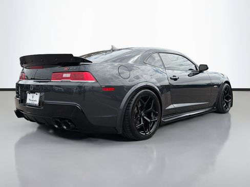 Used 2015 Chevrolet Camaro Z/28 image 3
