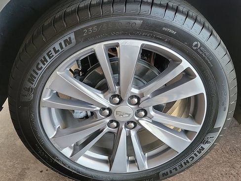 Certified 2025 Cadillac XT5 Premium Luxury image 25