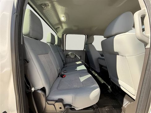 Used 2011 Ford F450 XL image 11