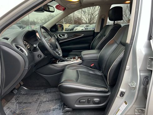 Used 2017 INFINITI QX60 FWD w/ Deluxe Technology Package image 19