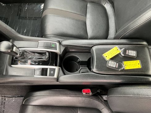 Used 2019 Honda Civic EX-L image 23