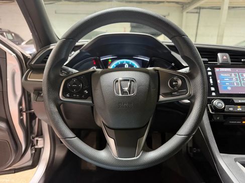 Used 2018 Honda Civic EX image 13