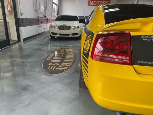 Used 2007 Dodge Charger SRT8 w/ SRT Option Group III RWD image 14