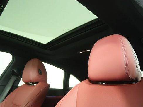 Certified 2023 BMW i4 eDrive35 RWD image 11