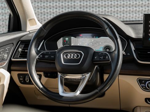 Used 2022 Audi Q5 2.0T Prestige w/ Prestige Package AWD/4WD image 8