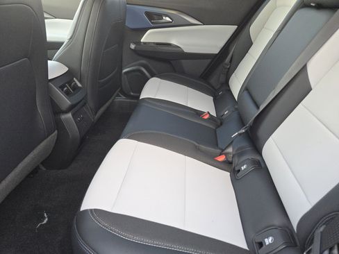 New 2026 Chevrolet Equinox EV LT image 19