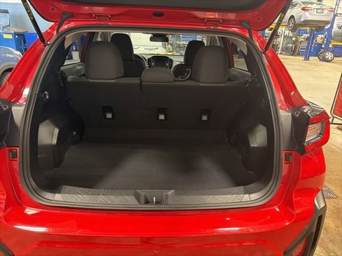 Used 2024 Subaru Crosstrek 2.0i AWD/4WD image 9